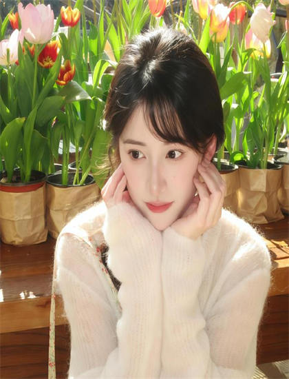 导演艺术风格解读《当克和苏克孜》文化的传统元素与现代诠释 【历史地位评定】